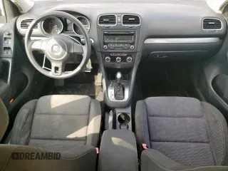 2013 Volkswagen Golf w/Conv & Sunroof z VIN WVWDB7AJ3DW117568, wystawiony jako Copart lot #57638805 z przebiegiem 133 641 mil mil oraz Szkoda całkowita • Salvage title. Historia ofert i sprzedaży dostępna na DreamBid. Obrazek 8.