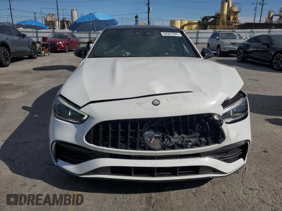 2024 Mercedes-Benz C 43 AMG z VIN W1KAF8HB0RR158084, wystawiony jako Copart lot #52967005 z przebiegiem 8 607 mil mil oraz Szkoda całkowita • Salvage title. Historia ofert i sprzedaży dostępna na DreamBid. Obrazek 5.