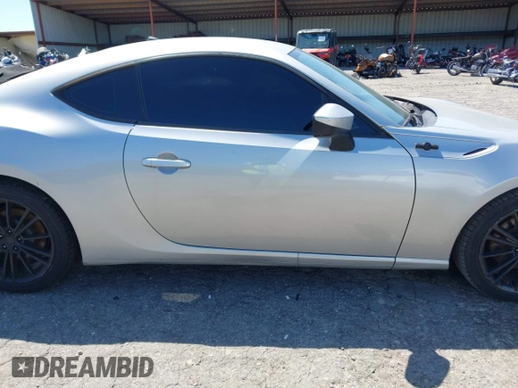 2014 Scion FR-S z VIN JF1ZNAA11E8704311, wystawiony jako IAAI lot #42004779 z przebiegiem 161 094 mil mil oraz . Historia ofert i sprzedaży dostępna na DreamBid. Obrazek 13.
