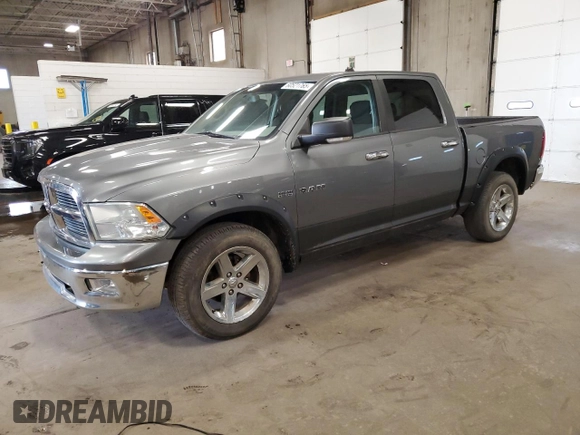 2010 Dodge 1500 SLT z VIN 1D7RV1CT8AS158828, wystawiony jako Copart lot #60521765 z przebiegiem 226 893 mil mil oraz Czysty tytuł • Clean title. Historia ofert i sprzedaży dostępna na DreamBid. Obrazek 1.