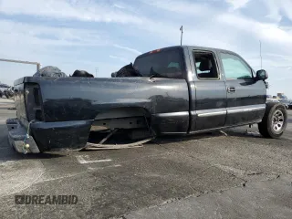 2005 GMC New Sierra 1500 SL with VIN 1GTEC19VX5Z347758, listed as a Copart auction lot 42574015 with 0 mi miles and Non Repairable. Bid and sale history available at carsss.com. Image 3.