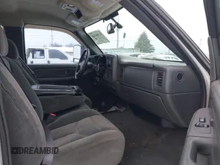 2004 Chevrolet Silverado 1500 with VIN 1GCEK19T44E162452, listed as a IAAI auction lot 41566130 with 222,817 mi miles and . Bid and sale history available at DreamBid. Image 5.