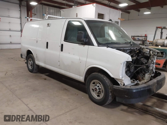 2017 GMC Savana Cargo z VIN 1GTW7AFG9H1150162, wystawiony jako IAAI lot #41601460 z przebiegiem 112 453 mil mil oraz . Historia ofert i sprzedaży dostępna na DreamBid. Obrazek 1.