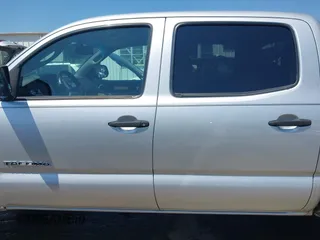 2013 Toyota Tacoma PreRunner with VIN 5TFJU4GN5DX047345, listed as a IAAI auction lot 42774964 with 197,583 mi miles and . Bid and sale history available at DreamBid. Image 14.