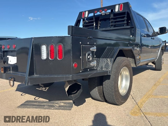 2021 Ram 3500 Laramie with VIN 3C63RRJL6MG592710, listed as a Copart auction lot 55697515 with 192,910 mi miles and Clean Title. Bid and sale history available at carsss.com. Image 4.