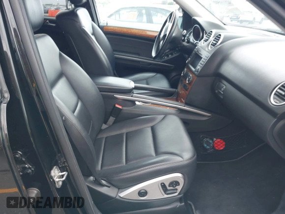 2009 Mercedes-Benz M 350 with VIN 4JGBB86E09A522764, listed as a IAAI auction lot 42110502 with 103,882 mi miles and . Bid and sale history available at carsss.com. Image 5.