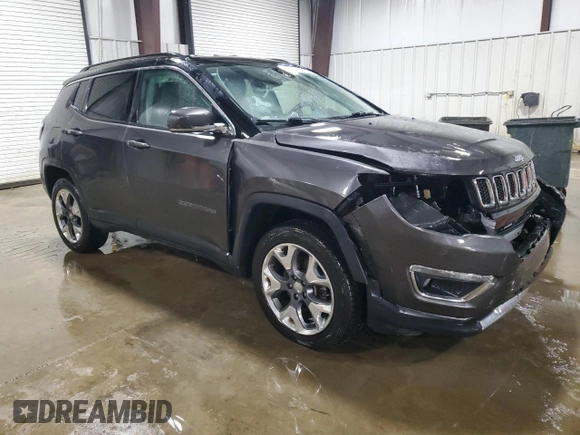 2018 Jeep Compass Limited with VIN 3C4NJDCB4JT262566, listed as a Copart auction lot 51823345 with 114,513 mi miles and Salvage Title. Bid and sale history available at carsss.com. Image 4.
