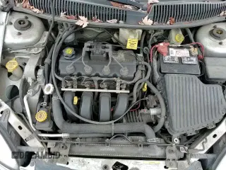 2004 Dodge Neon SE z VIN 1B3ES26C64D539980, wystawiony jako Copart lot #85826044 z przebiegiem 110 018 mil mil oraz Czysty tytuł • Clean title. Historia ofert i sprzedaży dostępna na DreamBid. Obrazek 13.