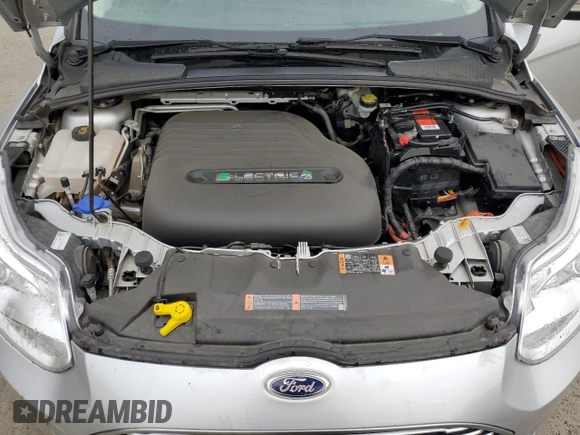 2015 Ford Focus Electric с VIN 1FADP3R4XFL317737, выставлен на аукционе Copart как лот 84839504 с пробегом 71 692 миль миль и Чистый • Clean title. История ставок и продаж доступна на DreamBid. Изображение 11.