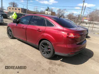 2016 Ford Focus SE with VIN 1FADP3F26GL251482, listed as a IAAI auction lot 41891466 with 111,277 mi miles. Bid and sale history available at carsss.com. Image 3.