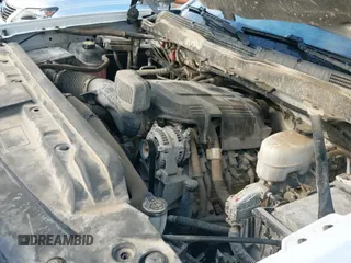 2019 Chevrolet Silverado 2500HD Work Truck z VIN 1GC1KREG9KF101336, wystawiony jako IAAI lot #42347318 z przebiegiem 161 609 mil mil oraz . Historia ofert i sprzedaży dostępna na DreamBid. Obrazek 21.