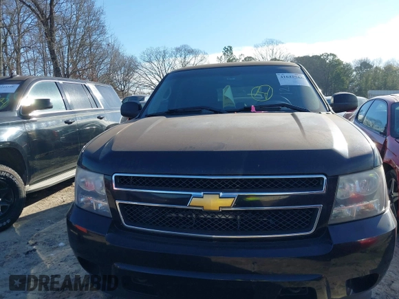 2012 Chevrolet Tahoe Commercial with VIN 1GNLC2E04CR191339, listed as a IAAI auction lot 41642943 with 152,941 mi miles and . Bid and sale history available at DreamBid. Image 12.