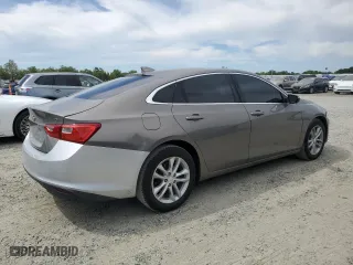 2017 Chevrolet Malibu LT with VIN 1G1ZE5ST1HF158345, listed as a Copart auction lot 52652365 with 104,361 mi miles and Clean Title. Bid and sale history available at carsss.com. Image 3.