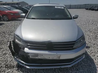 2015 Volkswagen Jetta SE z VIN 3VWD07AJ4FM229656, wystawiony jako Copart lot #49211565 z przebiegiem 96 173 mil mil oraz Szkoda całkowita • Salvage title. Historia ofert i sprzedaży dostępna na DreamBid. Obrazek 5.