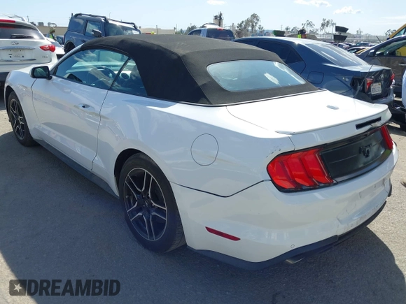2022 Ford Mustang EcoBoost with VIN 1FATP8UH2N5103699, listed as a IAAI auction lot 41976192 with 32,919 mi miles. Bid and sale history available at carsss.com. Image 3.