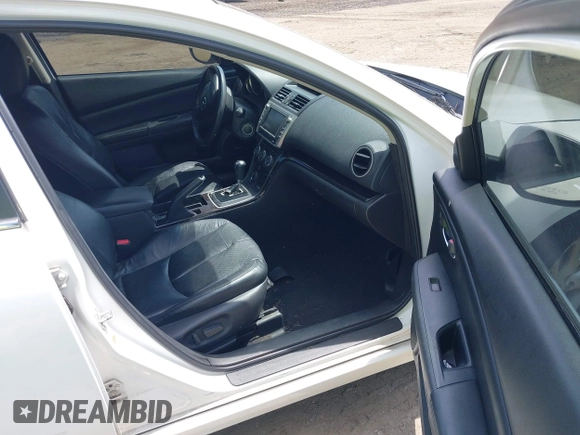 2011 Mazda 6 S Touring Plus with VIN 1YVHZ8CB5B5M18929, listed as a IAAI auction lot 42137560 with 202,040 mi miles and . Bid and sale history available at carsss.com. Image 5.
