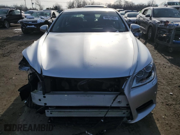 2014 Lexus LS 460 with VIN JTHCL5EF3E5022968, listed as a Copart auction lot 86642464 with 67,680 mi miles and Salvage title. Bid and sale history available at DreamBid. Image 5.
