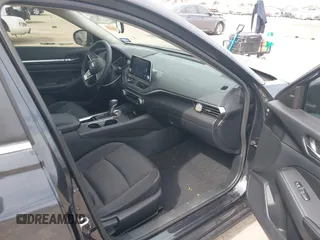 2022 Nissan Altima 2.5 SV with VIN 1N4BL4DV9NN413922, listed as a IAAI auction lot 41795933 with 33,104 mi miles. Bid and sale history available at carsss.com. Image 5.