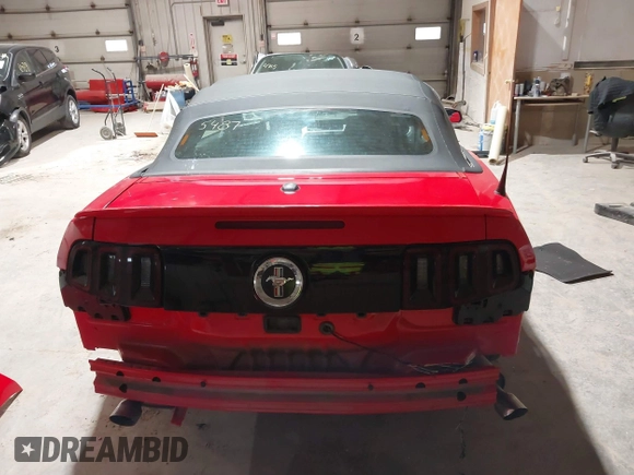 2014 Ford Mustang V6 with VIN 1ZVBP8EM9E5303736, listed as a IAAI auction lot 41895487 with 130,149 mi miles. Bid and sale history available at carsss.com. Image 16.