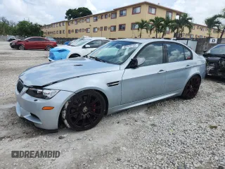 2008 BMW 3 Series M3 z VIN WBSVA93588E041112, wystawiony jako Copart lot #60320135 z przebiegiem 129 282 mil mil oraz Szkoda całkowita • Salvage title. Historia ofert i sprzedaży dostępna na DreamBid. Obrazek 1.