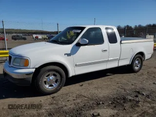 2003 Ford F-150 XL with VIN 1FTRX17W83NB78944, listed as a Copart auction lot 53235475 with 161,389 mi miles and Salvage Title. Bid and sale history available at carsss.com. Image 1.