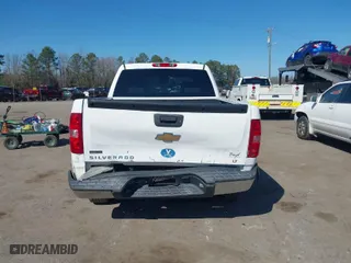 2010 Chevrolet Silverado 1500 LT with VIN 3GCRKSE35AG262187, listed as a IAAI auction lot 41883053 with 156,505 mi miles. Bid and sale history available at carsss.com. Image 16.