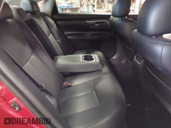 2014 Nissan Altima SL with VIN 1N4AL3AP9EN349490, listed as a IAAI auction lot 40953238 with 61,972 mi miles and . Bid and sale history available at DreamBid. Image 8.
