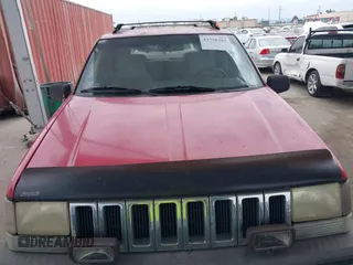 1995 Jeep Grand Cherokee Laredo с VIN 1J4FX58S7SC662775, выставлен на аукционе IAAI как лот 42750392 с пробегом 251 795 миль миль и . История ставок и продаж доступна на DreamBid. Изображение 6.