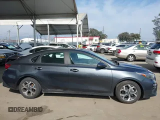 2021 Kia Forte FE with VIN 3KPF24AD6ME387387, listed as a IAAI auction lot 42034607 with 28,554 mi miles and . Bid and sale history available at carsss.com. Image 14.
