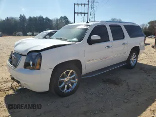 2011 GMC Yukon XL Denali with VIN 1GKS2MEF6BR364692, listed as a Copart auction lot 42619245 with 185,760 mi miles and Salvage Title. Bid and sale history available at carsss.com. Image 1.
