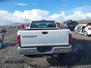 2001 Dodge 1500 z VIN 3B7HC12Y61G163039, wystawiony jako IAAI lot #41798694 z przebiegiem 94 609 mil mil oraz . Historia ofert i sprzedaży dostępna na DreamBid. Obrazek 17.