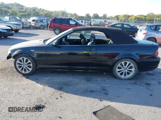 2006 BMW 3 Series 330Ci with VIN WBABW53416PZ42123, listed as a IAAI auction lot 40662101 with 177,364 mi miles. Bid and sale history available at carsss.com. Image 15.