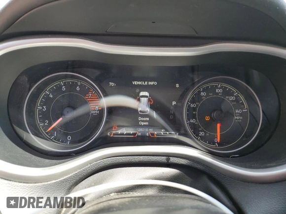 2016 Jeep Cherokee Overland z VIN 1C4PJMJSXGW300719, wystawiony jako Copart lot #58216665 z przebiegiem 128 016 mil mil oraz Szkoda całkowita • Salvage title. Historia ofert i sprzedaży dostępna na DreamBid. Obrazek 9.