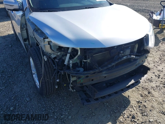 2017 Nissan Rogue SV with VIN KNMAT2MT4HP587849, listed as a IAAI auction lot 41759211 with 109,529 mi miles. Bid and sale history available at carsss.com. Image 6.