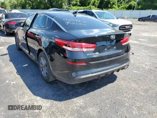2019 Kia Optima LX with VIN 5XXGT4L32KG358253, listed as a Copart auction lot 55315812 with 40,421 mi miles and Salvage Title. Bid and sale history available at carsss.com. Image 3.