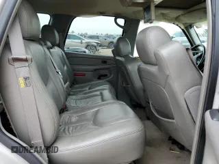 2005 Chevrolet Tahoe LS with VIN 1GNEC13T75R186414, listed as a Copart auction lot 43065675 with 267,169 mi miles and Salvage Title. Bid and sale history available at carsss.com. Image 11.