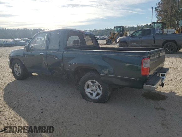 1995 Toyota T100 DX with VIN JT4VD12E1S0012010, listed as a Copart auction lot 83223154 with 253,492 mi miles and Salvage Title. Bid and sale history available at DreamBid. Image 2.