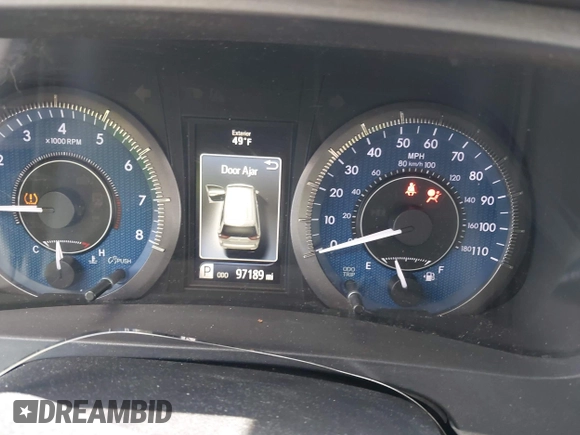 2018 Toyota Sienna LE Auto Access Seat with VIN 5TDKZ3DC3JS926847, listed as a IAAI auction lot 41969008 with 97,189 mi miles. Bid and sale history available at carsss.com. Image 7.
