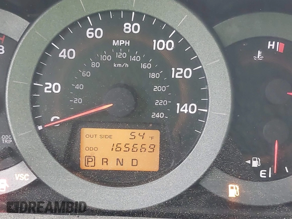 2008 Toyota RAV4 Ltd with VIN JTMZK31V185022939, listed as a IAAI auction lot 41563142 with 165,669 mi miles. Bid and sale history available at carsss.com. Image 7.