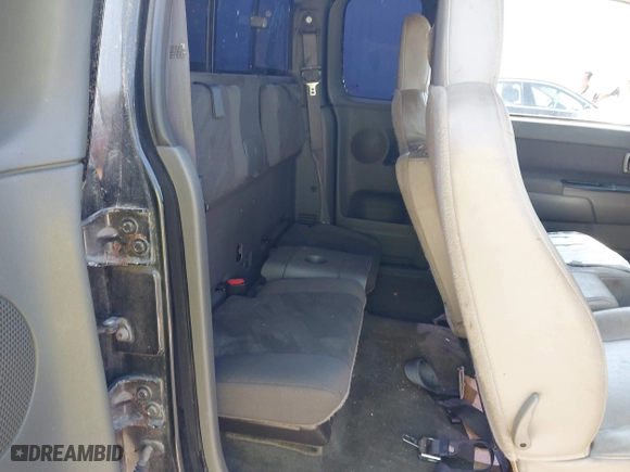 2005 Chevrolet Colorado LS Z71 with VIN 1GCDT196058143772, listed as a IAAI auction lot 41956514 with 1 mi miles. Bid and sale history available at carsss.com. Image 8.