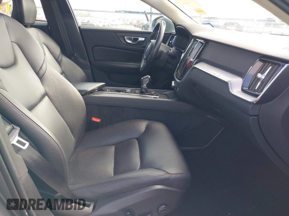 2019 Volvo S60 Momentum with VIN 7JR102FKXKG015965, listed as a IAAI auction lot 41156948 with 48,500 mi miles. Bid and sale history available at carsss.com. Image 5.