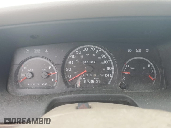 2005 Ford Crown Victoria LX z VIN 2FAFP74W95X147431, wystawiony jako Copart lot #73487374 z przebiegiem 203 107 mil mil oraz Nie do naprawy • Non repairable. Historia ofert i sprzedaży dostępna na DreamBid. Obrazek 9.