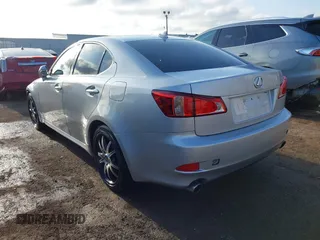 2013 Lexus IS 250 with VIN JTHBF5C21D5186804, listed as a IAAI auction lot 41915523 with 138,059 mi miles. Bid and sale history available at carsss.com. Image 3.
