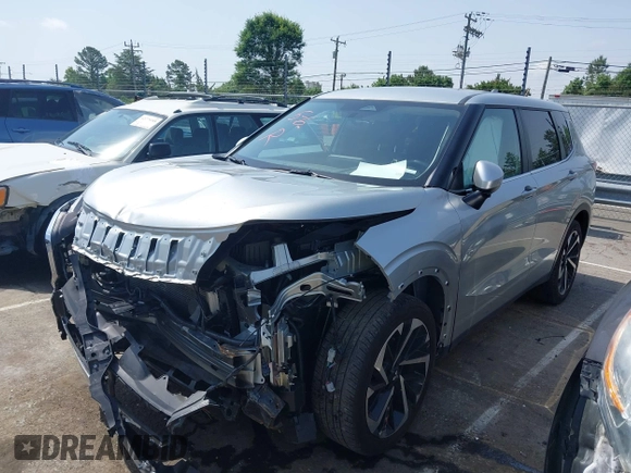 2024 Mitsubishi Outlander SE z VIN JA4J3VA83RZ027953, wystawiony jako IAAI lot #42280038 z przebiegiem 32 733 mil mil oraz . Historia ofert i sprzedaży dostępna na DreamBid. Obrazek 14.