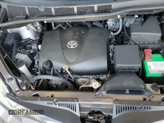 2020 Toyota Sienna LE with VIN 5TDJZ3DC2LS251216, listed as a IAAI auction lot 42613559 with 36,699 mi miles and . Bid and sale history available at DreamBid. Image 4.