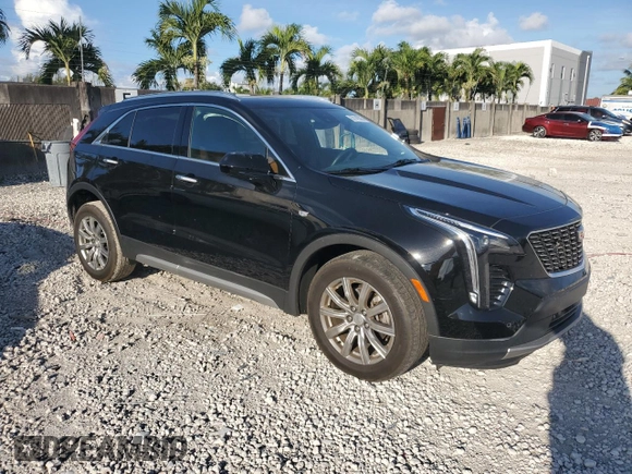 2019 Cadillac XT4 FWD Premium Luxury with VIN 1GYFZCR46KF117955, listed as a Copart auction lot 62145385 with 10,474 mi miles and Salvage title. Bid and sale history available at DreamBid. Image 4.