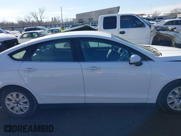 2014 Ford Fusion S with VIN 1FA6P0G79E5382165, listed as a IAAI auction lot 41593124 with 90,212 mi miles and . Bid and sale history available at DreamBid. Image 13.