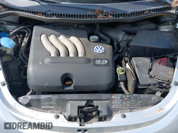 2002 Volkswagen Beetle GLS with VIN 3VWCB21C52M446668, listed as a IAAI auction lot 42510792 with 205,712 mi miles and . Bid and sale history available at DreamBid. Image 10.