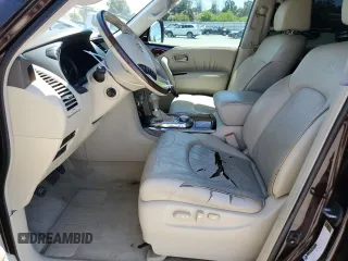 2012 Infiniti QX56 8-passenger z VIN JN8AZ2NC0C9316897, wystawiony jako Copart lot #57865465 z przebiegiem 96 031 mil mil oraz Czysty tytuł • Clean title. Historia ofert i sprzedaży dostępna na DreamBid. Obrazek 7.