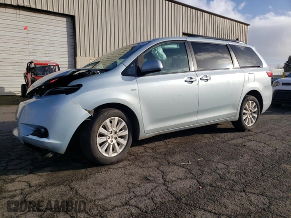 2016 Toyota Sienna Ltd with VIN 5TDDK3DC9GS130111, listed as a Copart auction lot 47661535 with 0 mi miles and Salvage Title. Bid and sale history available at carsss.com. Image 1.